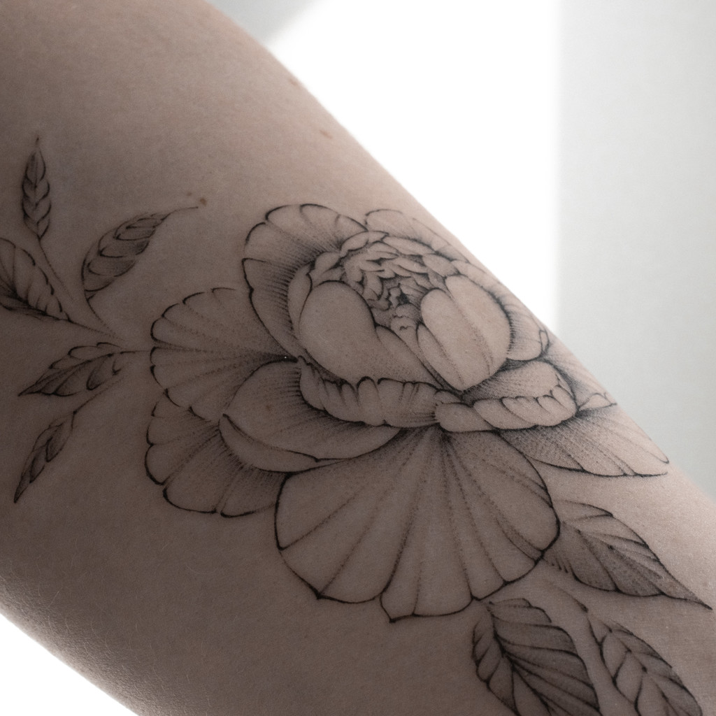 Minimalist Fineline Tattoos in Amsterdam